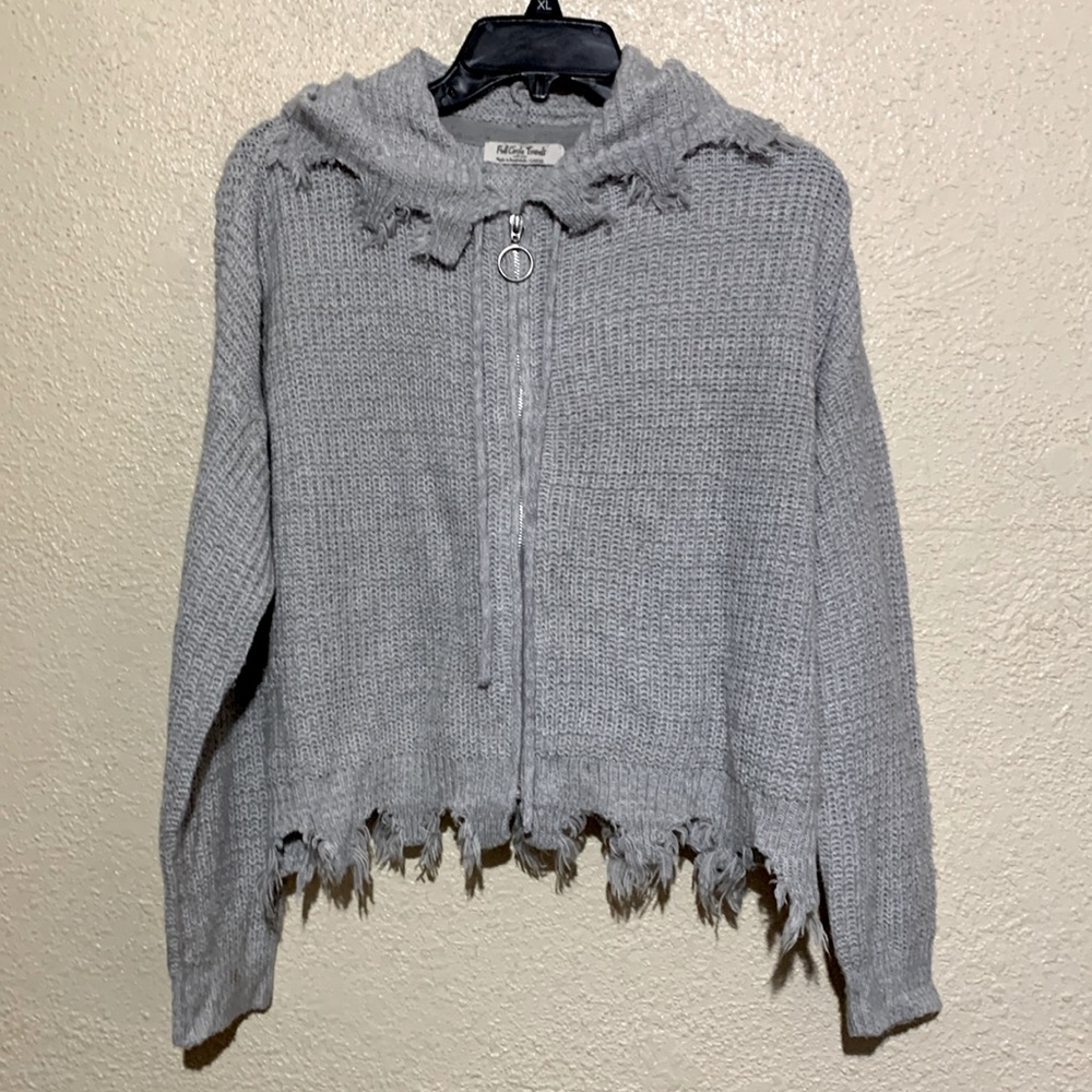 Full Circle Sweater Cardigan L Gray Stretchy Short Hoodie Fringe Zip Up Acrylic